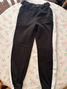 LA Winner Black Track Pants with White Side Panels and Crop Sweatshirt Set